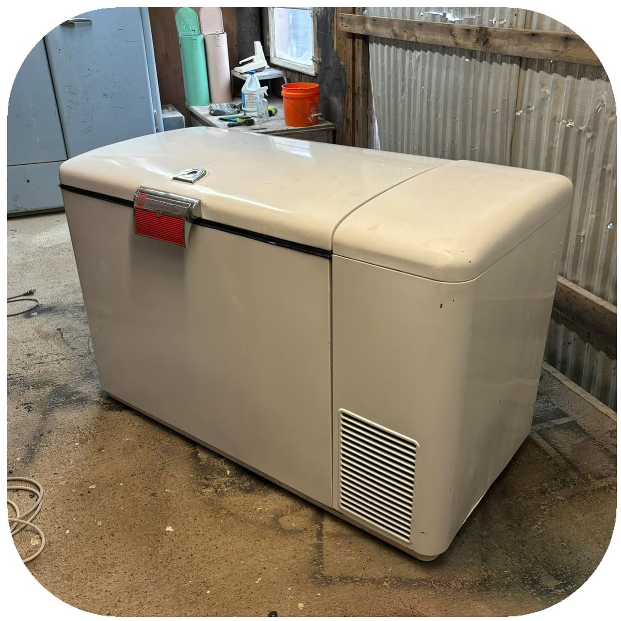 Model 111 Chest Freezer with Diffuse-O-Lite Dial
